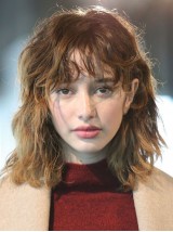 Shoulder Length Loose Wave Capless Human Hair Wigs With Bangs 14 Inches