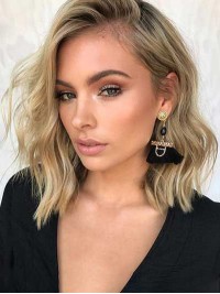 Medium Wavy Blonde Capless Human Hair Wigs With Side Bangs 14 Inches