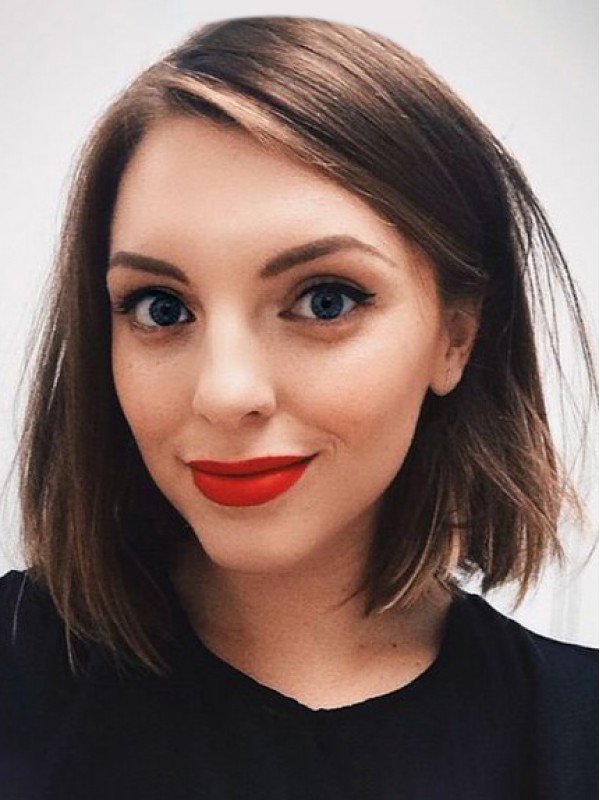 Bob Style Short Straight Lace Front Human Hair Wigs With Side Bangs 10 Inches