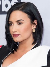 Bob Straight Medium Wig